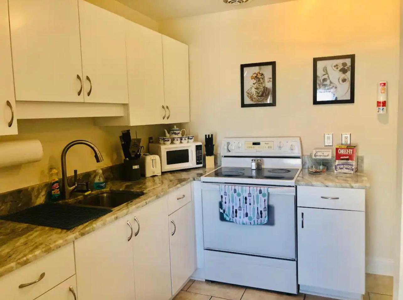 Cozy Home With One Bedroom Cape Coral Extérieur photo