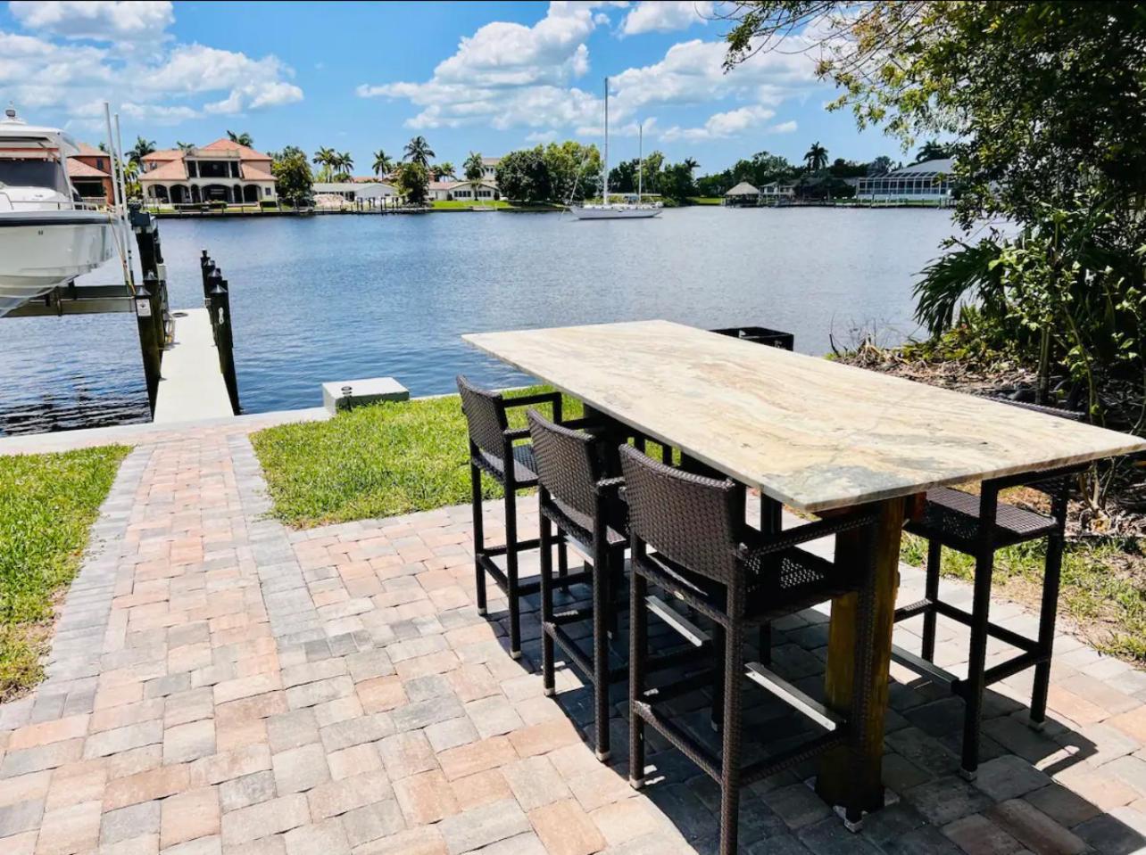 Cozy Home With One Bedroom Cape Coral Extérieur photo